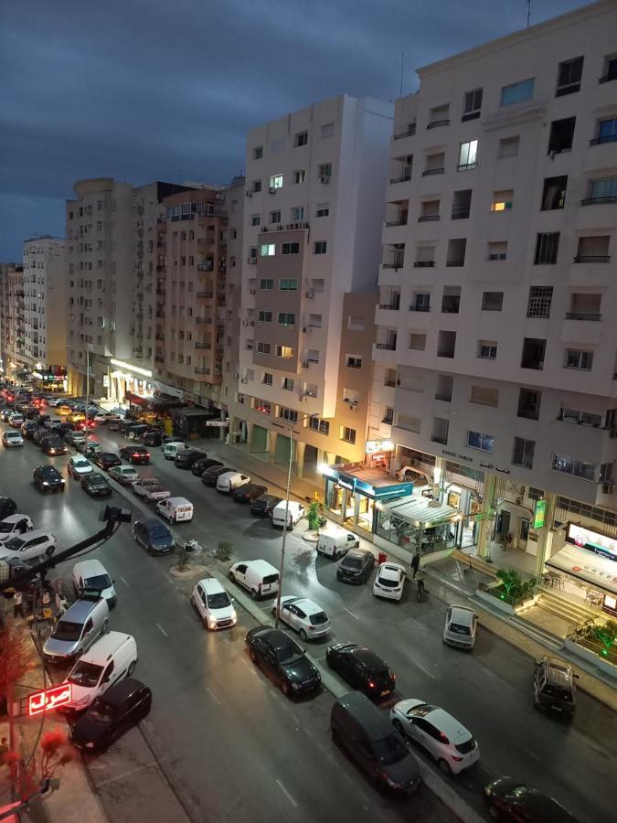 Joli studio, 17 Avenue Hedi Nouira Ennasr 2, Ariana, Tunis Esterno foto